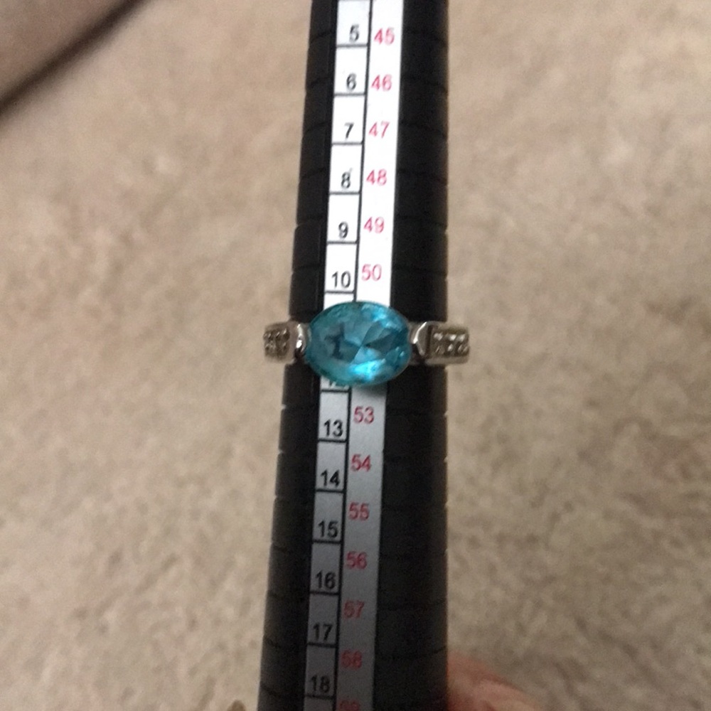 Diamond Candle Pretty blue & white gemstones with silver band ring New - Picture 6 of 6